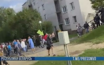 В Гродно школьник бросил камень в милиционера во время протеста. Возбуждено уголовное дело