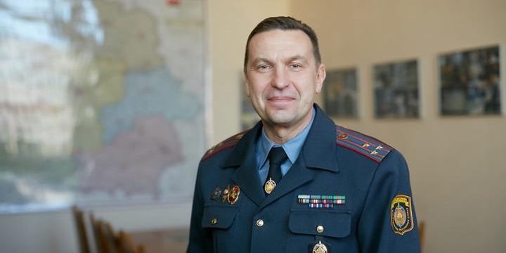 «Мы их найдем и зачистим». Замглавы МВД Карпенков рассказал, как будут поступать с «кровожадной оппозицией»