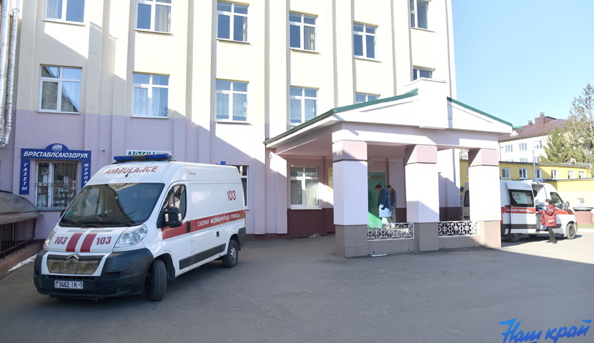 В привычный режим возвращаются медицинские учреждения Барановичей
