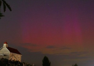 Северное сияние можно было наблюдать в Беларуси. Фотофакт