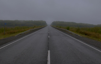 В Минтрансе рассказали, почему в Беларуси больше не будут строить новые дороги. И почему ремонтируют старые «самым неэффективным способом»