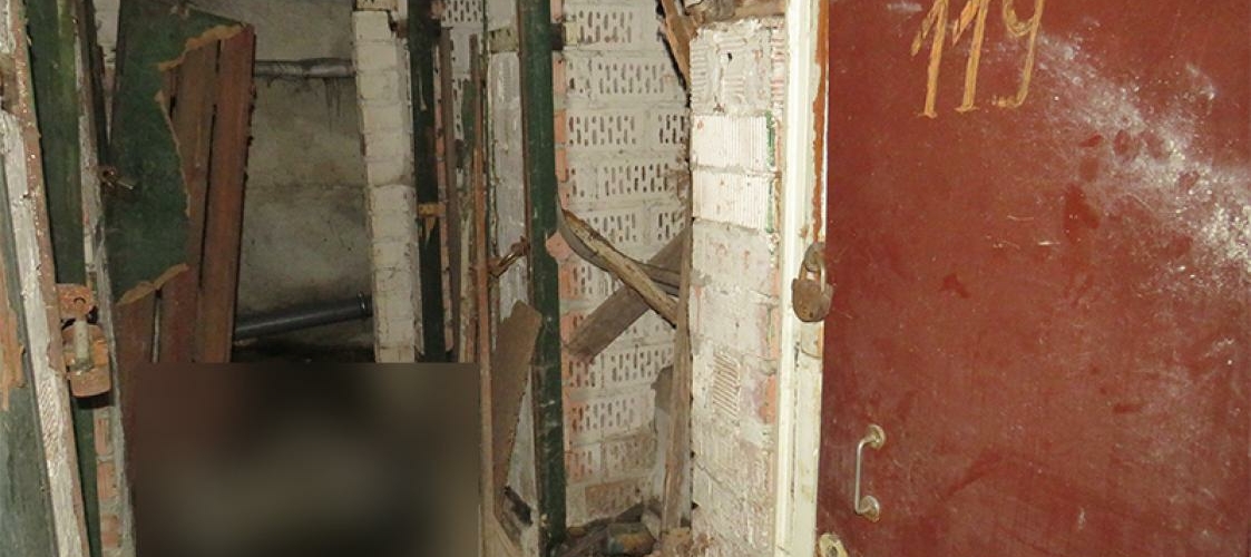 В подвале жилого дома в Пинске найдена мумия мужчины