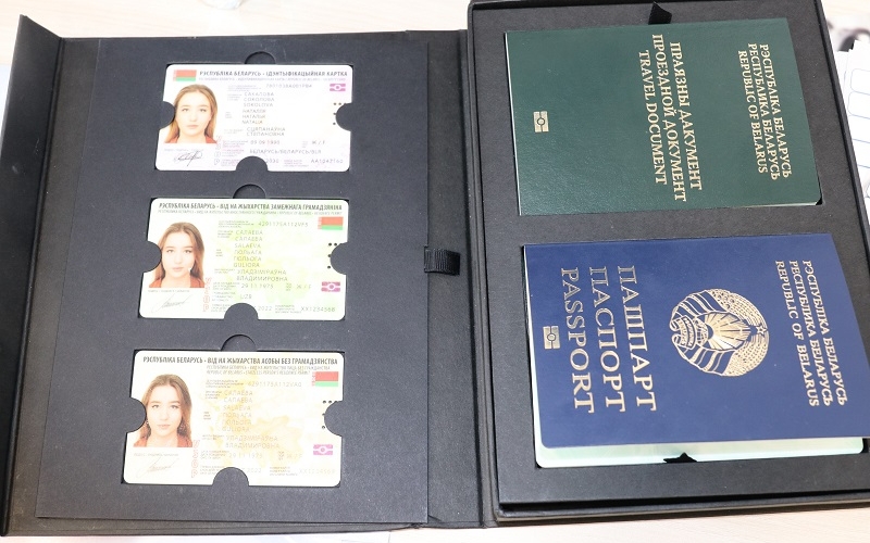 Посмотрите, как будут выглядеть биометрические документы в Беларуси