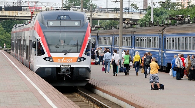 Через Барановичи пройдут дополнительные поезда, назначенные на новогодние и рождественские праздники 