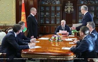 Лукашенко назначил новых дипломатов, чиновников и ректора 