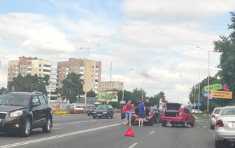 Три автомобиля столкнулись в Барановичах