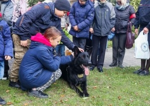 Волонтеры и правоохранители устроили праздник для ребят из социально-педагогического центра Бреста