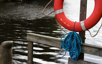 В Барановичах на Жлобинском озере спасли мужчину. Подробности рассказали спасатели