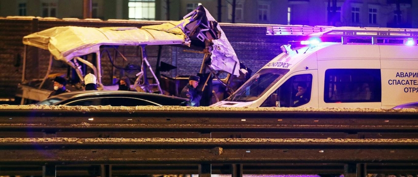 Страшная авария в Московской области - самосвал протаранил колонну военных автобусов. Много пострадавших, есть погибшие