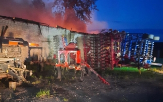 В Барановичском районе горел склад 