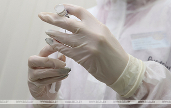 ВОЗ не рекомендует беременным делать прививку от коронавируса