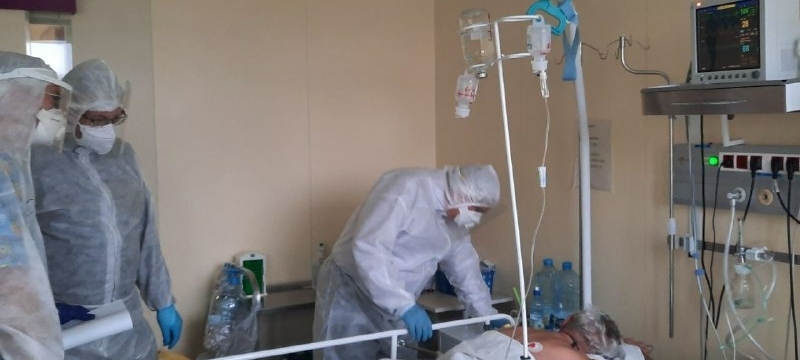 В Барановичах из-за роста заболевших больницы перепрофилируют под лечение коронавирусной инфекции