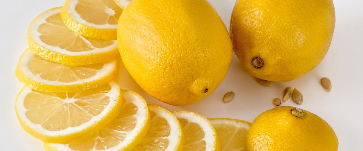 Зачем класть лимон возле кровати? Это решит как минимум 6 ваших проблем