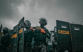 Мир сегодня рискует скатиться к новой глобальной войне, – Bloomberg