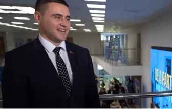 Министр образования пообещал «жестко контролировать» семейное воспитание в белорусских школах