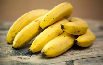 Никогда не ешьте такие бананы! Они могут быть очень вредными. А банан какого цвета лучше?