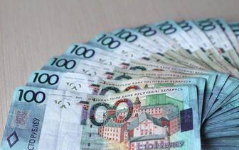 Стало известно, какая средняя зарплата была в Беларуси в 2020 году