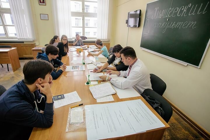 Кочанова предложила сделать обязательной характеристику из школы для поступления в вузы