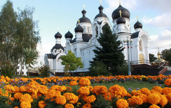 Православные верующие отмечают 21 сентября Рождество Пресвятой Богородицы
