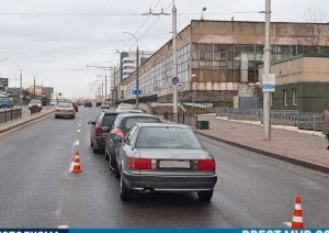 Столкнулись три авто. Подробности ДТП на Пионерской в Бресте