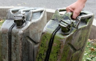 Тракторист воровал топливо на предприятии в Барановичском районе. Ему грозит до пяти лет лишения свободы