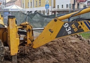 В Бресте на улице Советской завершается подключение новых потребителей (строящееся здание) к водопроводным сетям