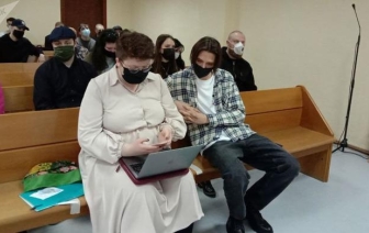 Суд приговорил музыканта Тиму Белорусских к двум годам «домашней химии»