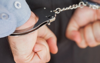 В Гомеле задержали педофила, который несколько месяцев развращал 6-летнюю девочку