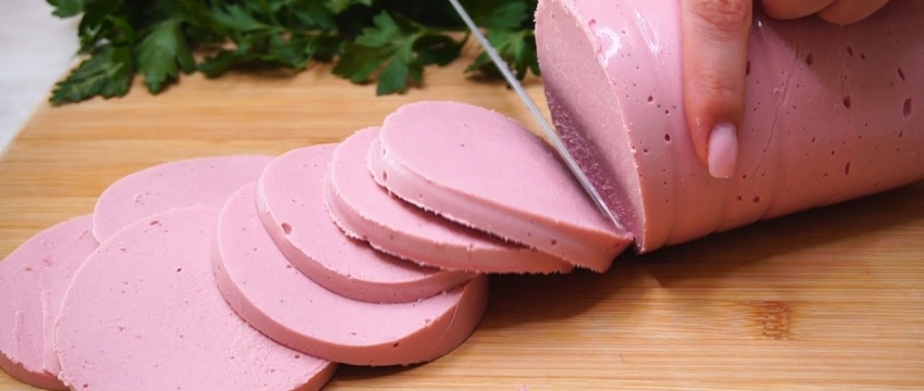 Не покупайте, если это есть в составе. Как выбрать вкусную вареную колбасу. А сколько в ней мяса?