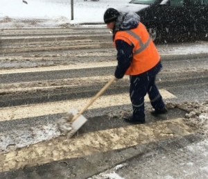 ЖКХ Бреста: Уборка снега в любой части города – наша общая задача!