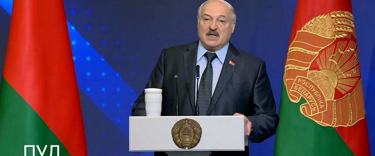 Лукашенко призвал зачистить общество от «негодяев»: все должны пойти работать, убираться и напрягаться