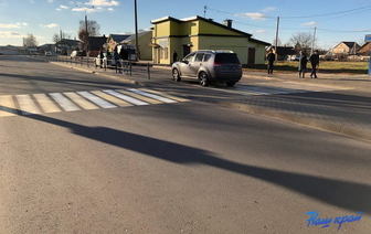 В Барановичах на пешеходном переходе внедорожник сбил мужчину 