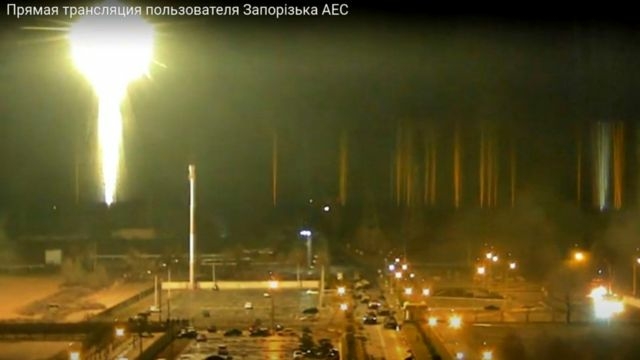 «Если будет взрыв — это конец всем» — Ночью русские штурмовали и обстреливали Запорожскую АЭС. Начался пожар
