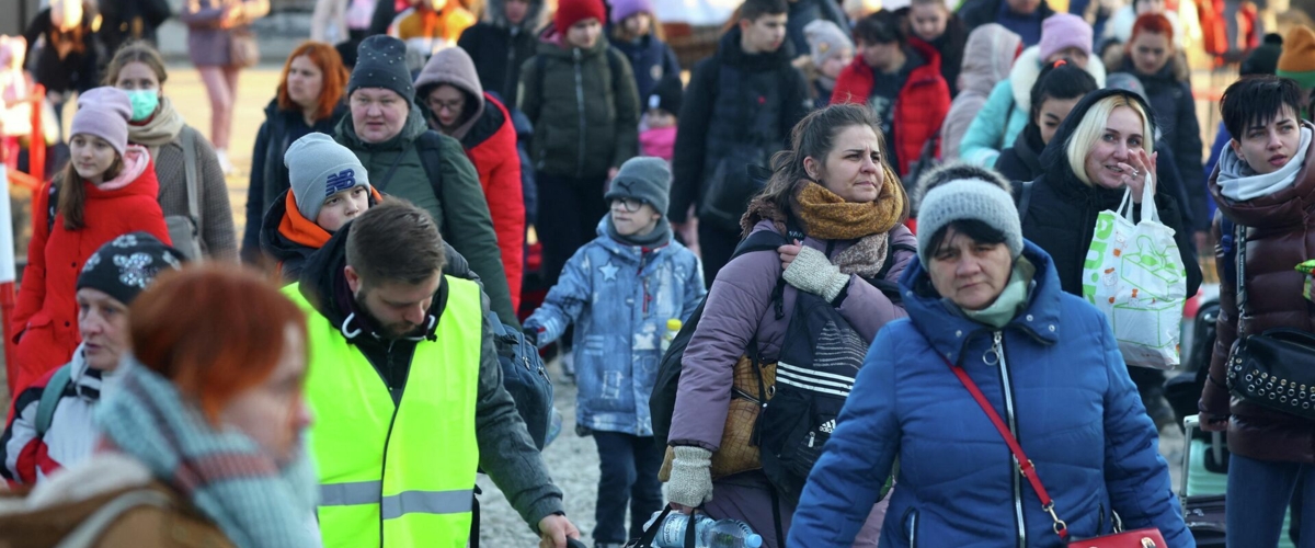 Европейские страны будут платить украинским беженцам за выезд - СМИ