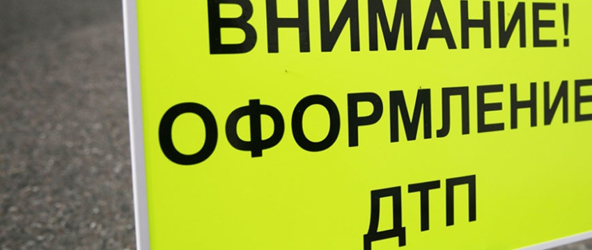 В Барановичах перевернулся грузовик с песком