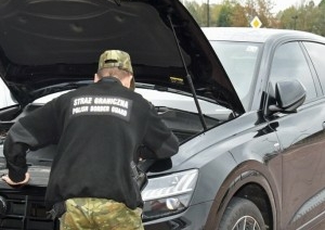 Эту премиальную AUDI угнали в Румынии ночью, а днем уже ввозили в Беларусь