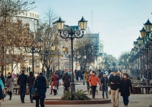 Как думаете, сколько лет среднему жителю Беларуси?