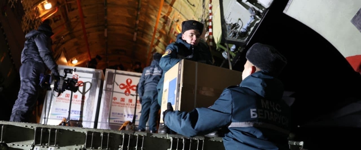 В Минск прилетел самолет с китайской вакциной от коронавируса