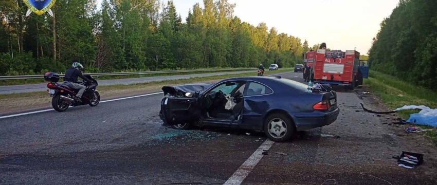 Страшная лобовая авария на трассе М1 – погибли три человека