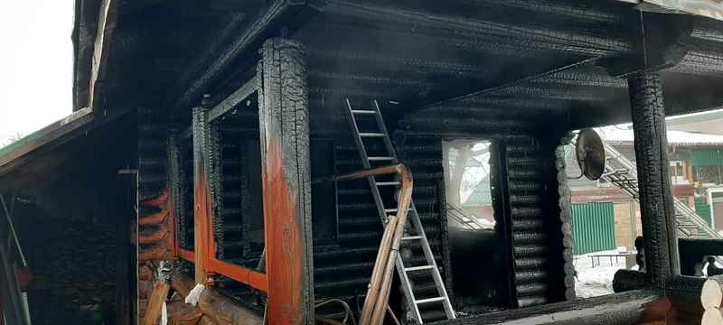 В Бараовичах горела баня. Фотофакт