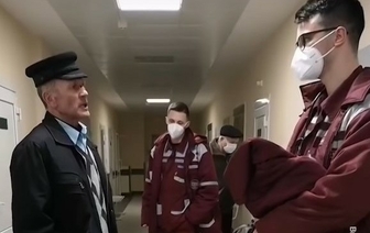 «Против Лукашенко?» Мужчина в Бресте ударил медика по лицу. Узнали, чем он это объясняет
