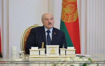 Лукашенко пожелал украинцам в День независимости мирного неба